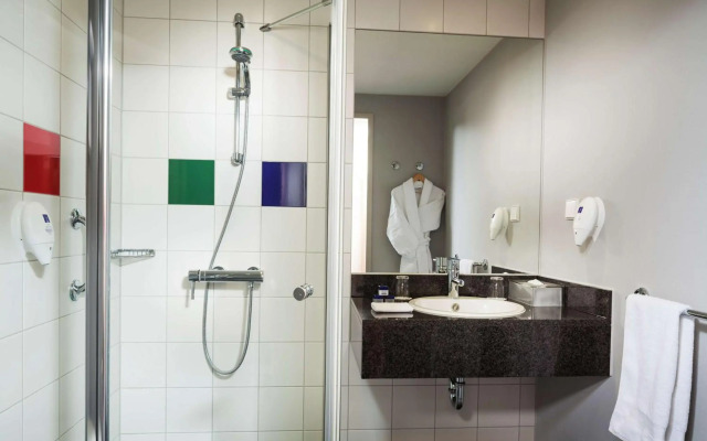 Super 8 by Wyndham Koblenz