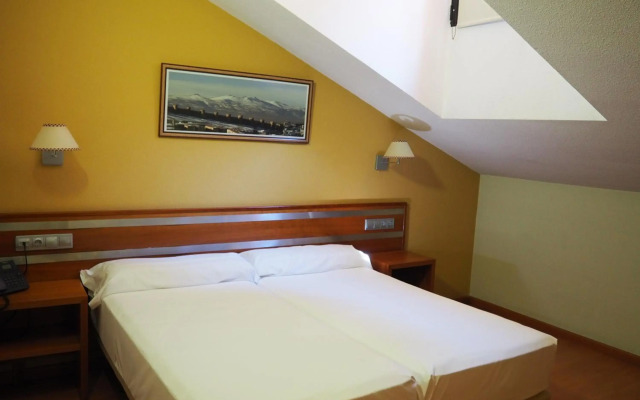 Hostal Santa Ana