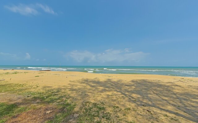 OYO 90744 Bari Indah Beach Resort