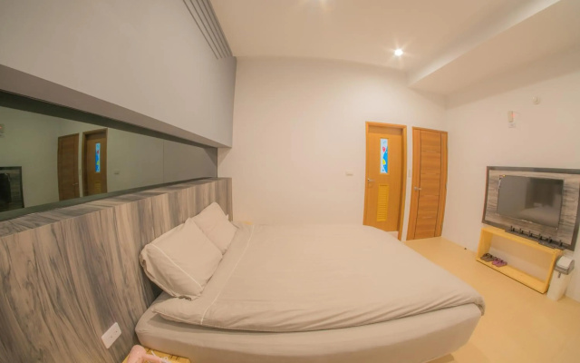 Travelers Hostel