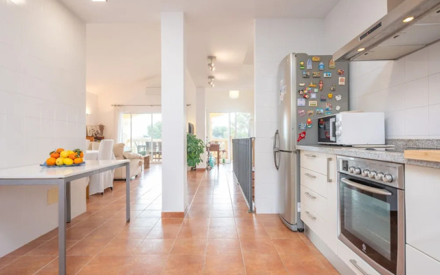 Xilvar in Mallorca With 3 Bedrooms and 2 Bathrooms