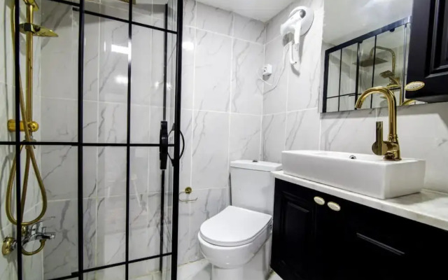 Modern Flat in the Heart of Beyoglu