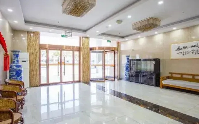 Duyuan Hotel (Linyi University Town International Expo Center)