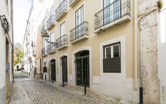 ALTIDO Charming 1-bed Apt w/private entrance, 5mins to Time Out Market