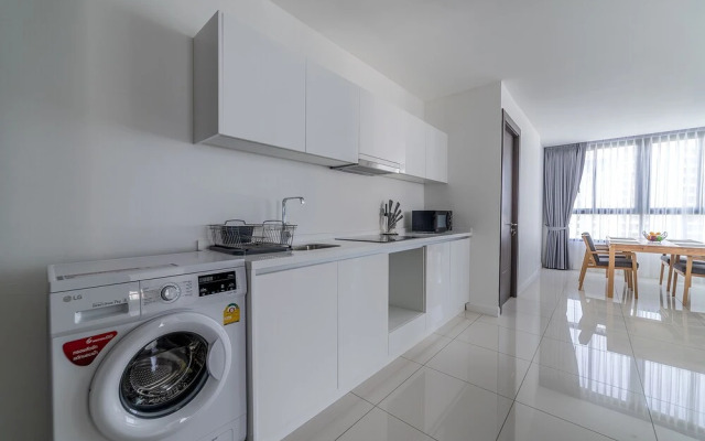 The Point Pratumnak by PSR ASIA