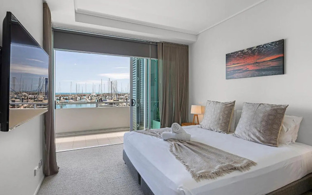 Peninsula Airlie Beach