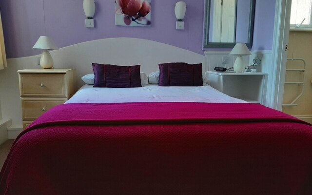 The Beaches Hotel Bed & Breakfast