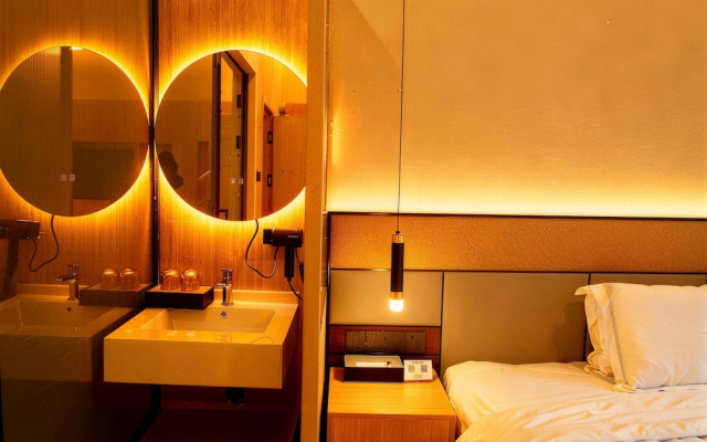 东方翡翠酒店 Jade Hotel
