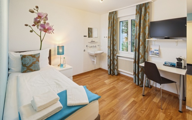 Hotel Sonnenberg – Guest Rooms – Kriens