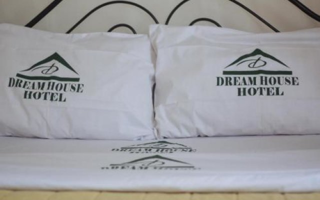 Dream House Hotel Ltd