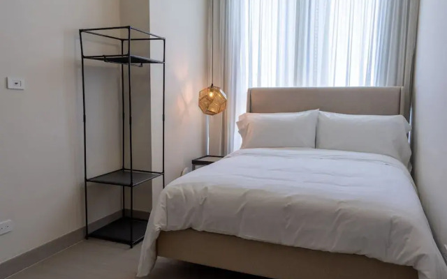 Arcadia Condo Suites