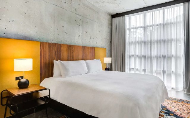 The Loom Hotel Tapestry Collection by Hilton