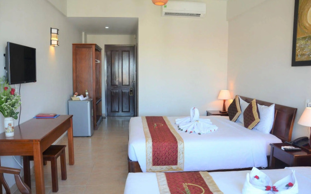 Sunshine Hotel