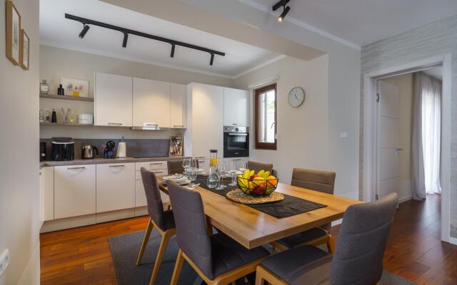 Caprice in Milohnic with 3 bedrooms and 3 bathrooms