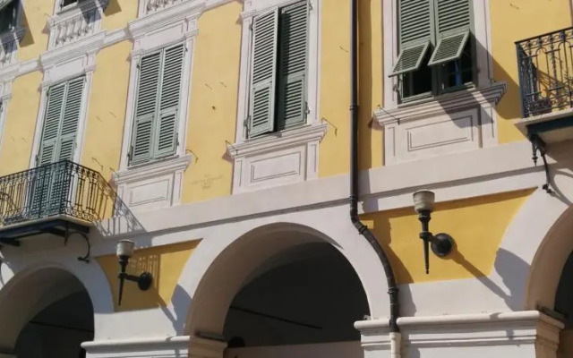 Happyfew - Le Garibaldi