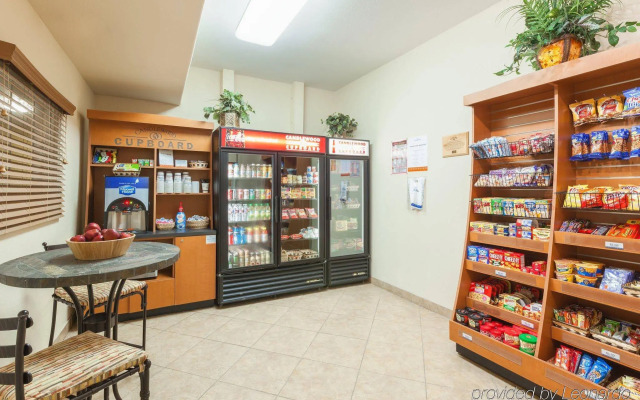 Candlewood Suites Lake Jackson Clute by IHG