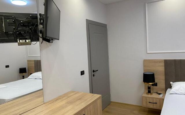 Hotel Golden