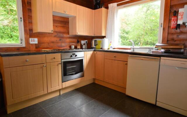 18 Lamont Lodges
