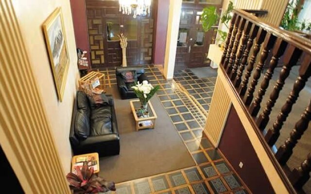 Altus Express Hotel