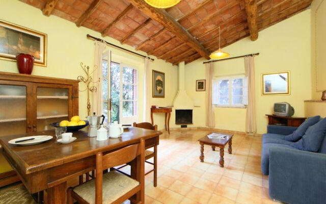 House LErika Sovicille