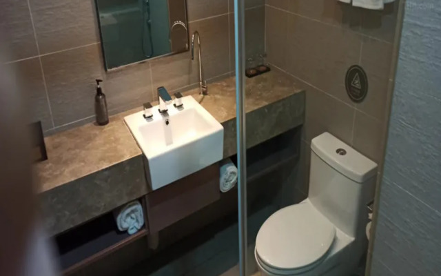 Homeinn Plus Hotel (Kunshan Beimeng Road Jiufang City)