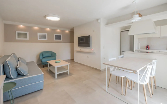 Arelia Apartments