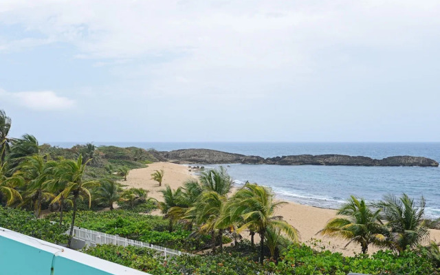 Tropical Caribbean Bungalow w/ Ocean Views & Pool