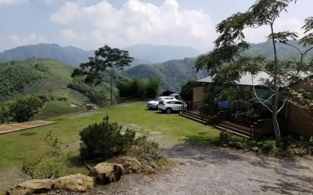 Shen Shan Lin Nai B&B