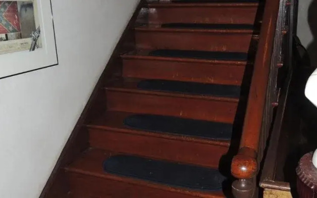 Historic Farnsworth House Inn