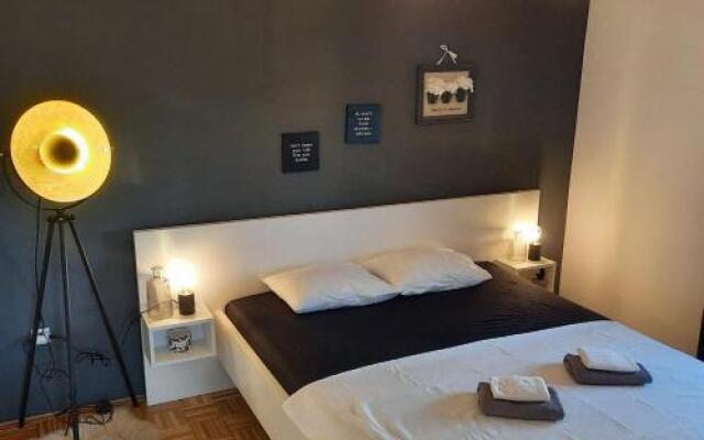 Apartment N&B