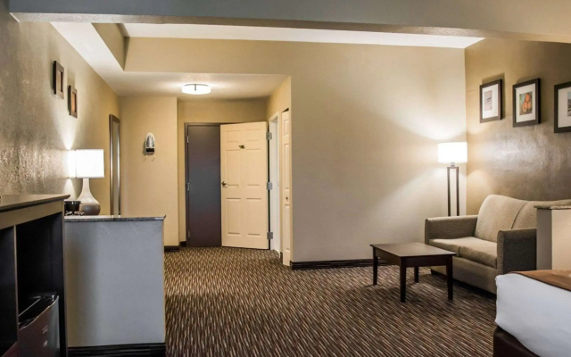 Comfort Suites Clearwater - Dunedin