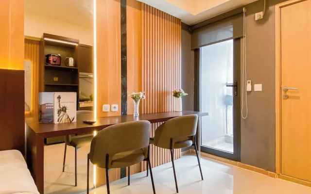 Chic And Cozy Studio At Meikarta Apartment