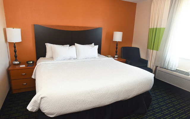 AmericInn by Wyndham Topeka