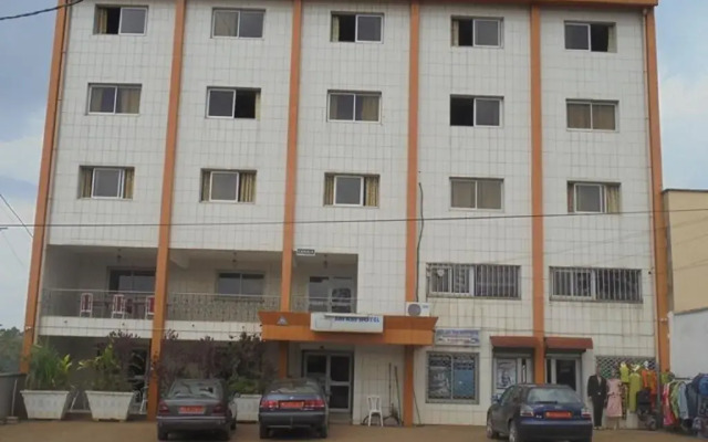 Safari Hotel