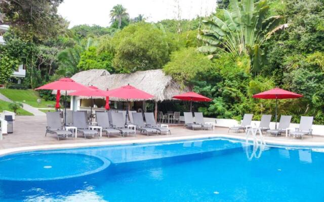 Ysuri Sayulita - Beachfront Hotel