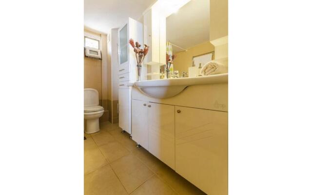 Med Sea Suites