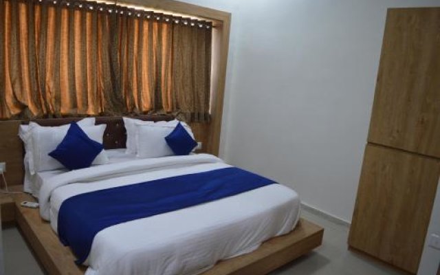 Hotel Signature by OYO Rooms