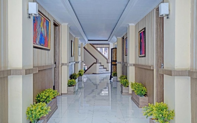 OYO 3953 Hotel Catellya Ii Cipaku – Hotel Rooms – Bandung