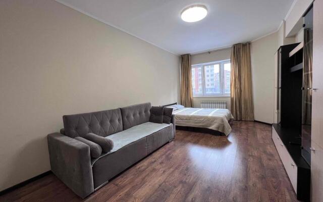 КвартАл на проспекте Маркса 87