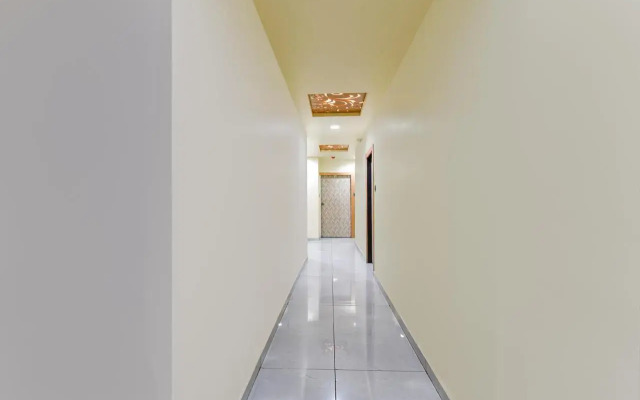 FabHotel Max Inn