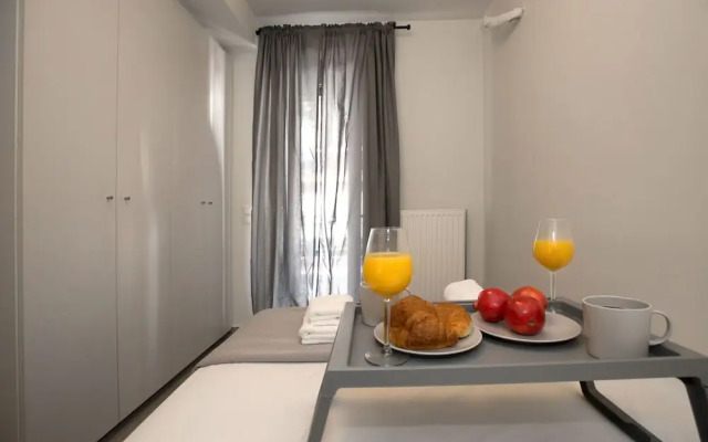Modern Comfy Aptm Near the Acropolis by GHH