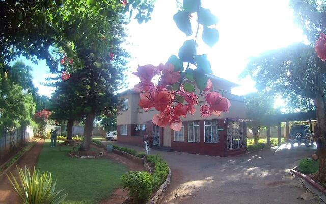 Ginger Lilly Villa