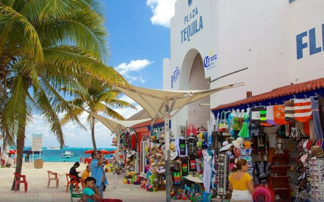 WIVC Coral Mar Resort- Amazing Hotel Zone & Lagoon Views, Enjoy the Tropical Breeze