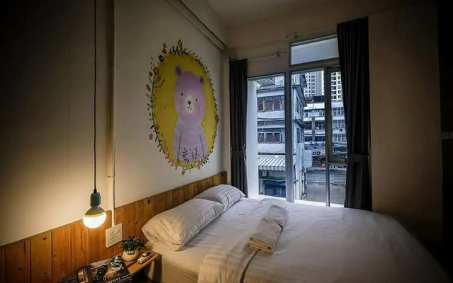 Pastel House Hostel