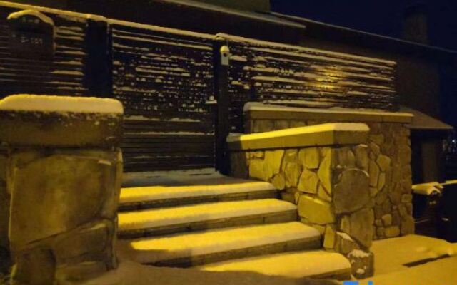 Yijian Snow View Villa