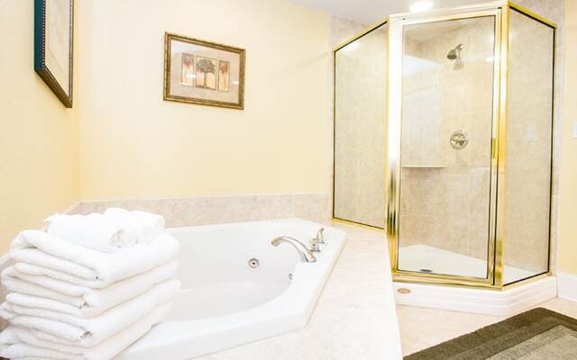 Crb0311 3 Bedroom Condo