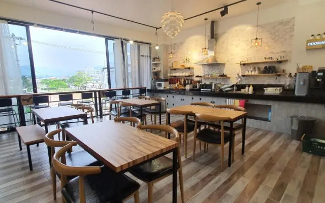 Gyeongju BongwhangMansion