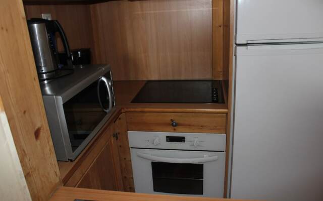 Praroustan by Actisource