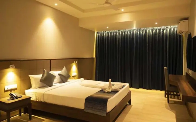 Cosmique Clarks Inn Suites , Goa