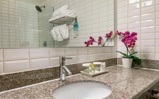 West Wing Hotel, an Ascend Hotel Collection Member